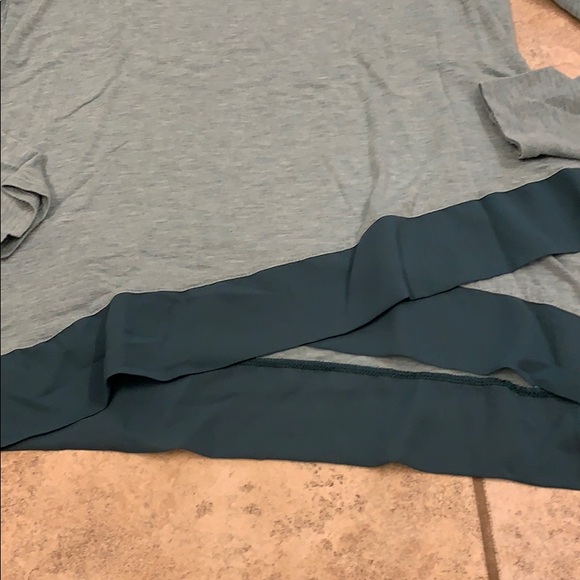 Bordeaux Teal/Aqua Top Size SM - Picture 3 of 7